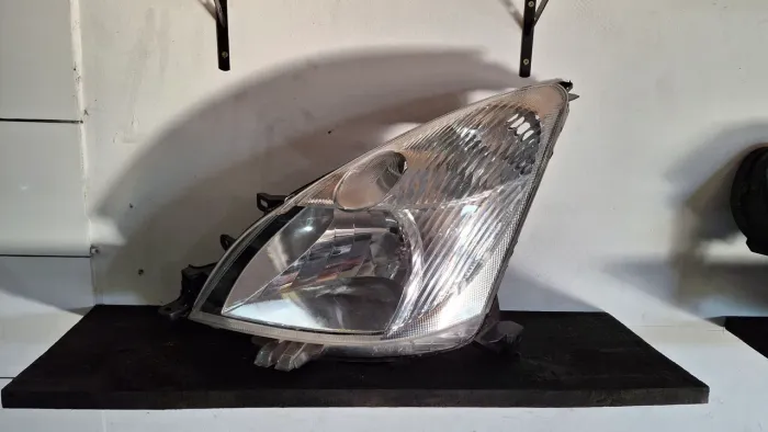 Farol livina lado esquerdo 2009/2015