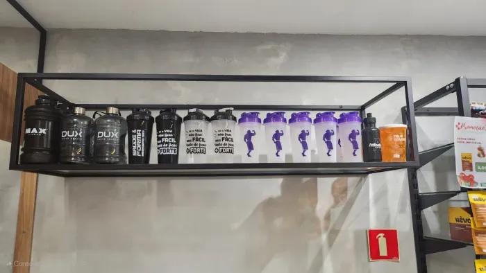 Prateleiras e Expositores