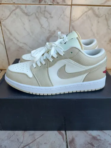 Air Jordan 1 Low SE Sail Rattan University Red