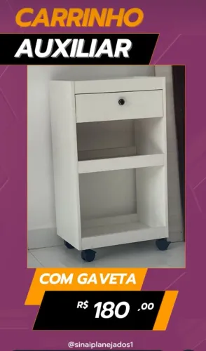 Carrinho auxiliar com gaveta - R$ 180,00