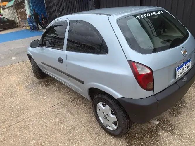 Chevrolet Celta Life/ LS 1.0 MPFI 8V Flexpower 3P 2010