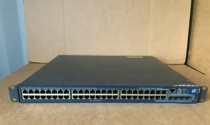 Switch HP 5120-48-PoE+ 48 Gigabit Portas POE+ 2x Slot 10G Gerenciavel Empilhavel Layer 3