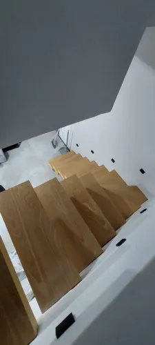 Escada Flutuante e Espinha de Peixe