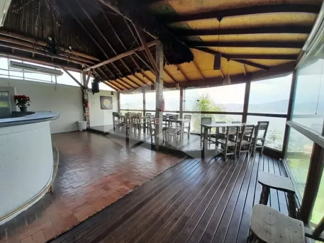 Restaurante/Bar para alugar no bairro Barra da Lagoa em Florianópolis.