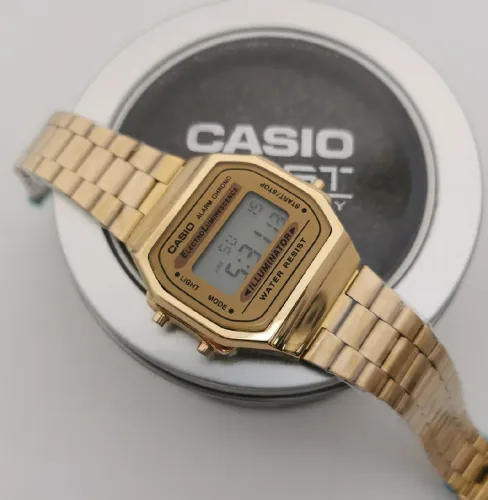 Relógio Casio Dourado Retro Digital - com Caixa da Marca