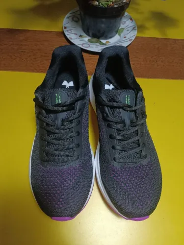 Tênis Under Armour