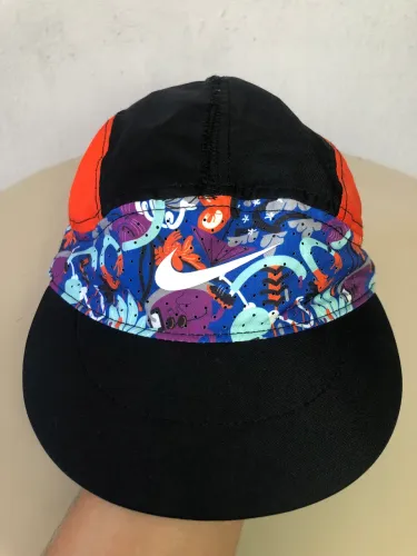 Boné Nike Tailwind Tokyo Run