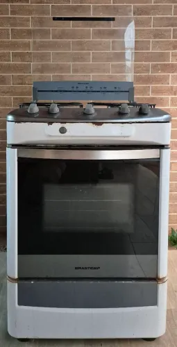 Fogão BRASTEMP 4 bocas com acendimento automático