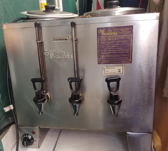 Vende-se cafeteria industrial 