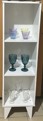 Vendo móvel/estante Multiuso