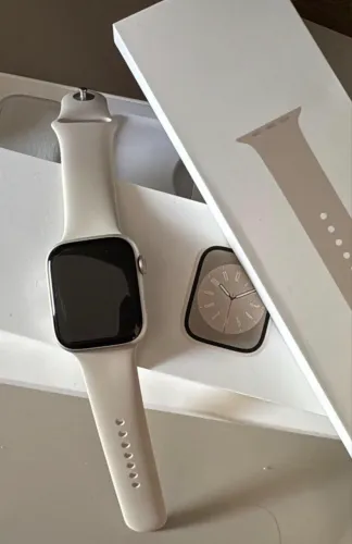 Apple Watch série 8 (GPS) 45mm