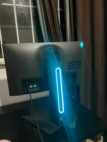 Monitor Alienware 240hz 0.5ms Fast Ips 25?