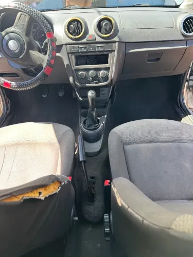 Volkswagen Voyage I Motion 1.6 MI Total Flex 8V 2010