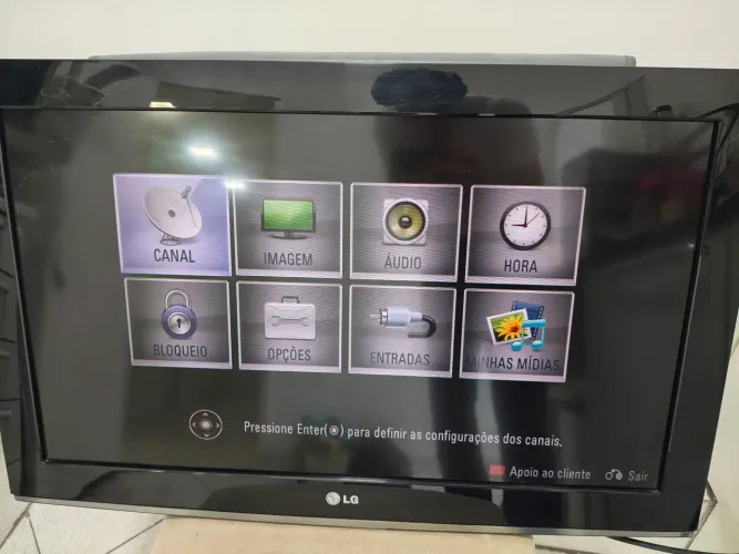 TV 32 LG + Conversor Digital Aquario