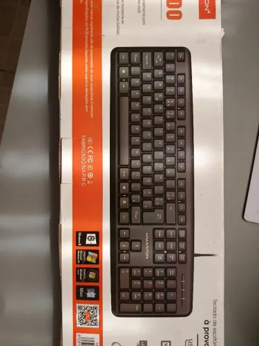 Teclado de fio USB para PC e qualquer notebook.
