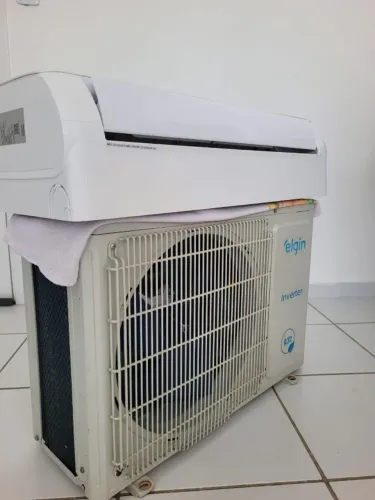 AR-CONDICIONADO SPLIT ELGIN ECO INVERTER II WI-FI 9000 BTUS
