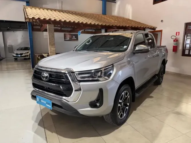 Toyota Hilux CD SRX 4X4 2.8 TDI 16V Diesel Aut. 2024