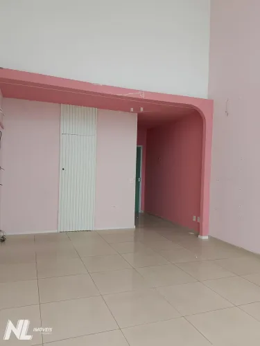 Loja para Locação em Candelária 35m² Próxima ao Natal Shopping!