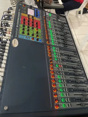 Mesa de Som Soundcraft Si Expression 3