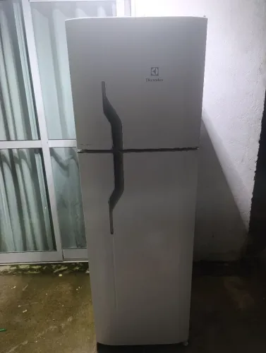 Geladeira 110v Frost Free - ENTREGA GRÁTIS - 12X CARTÃO