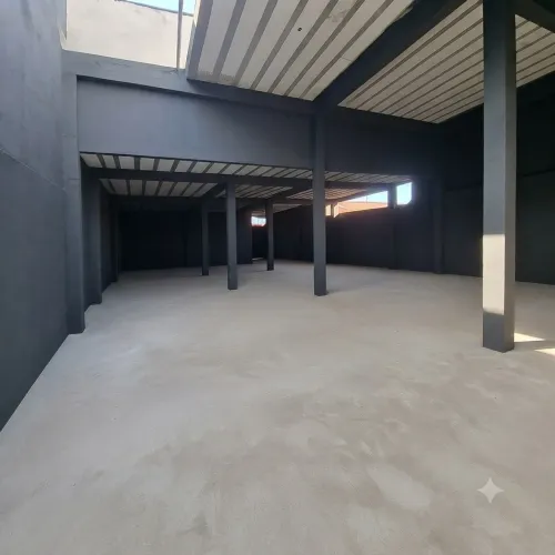 Galpão com 300m² na prefeito Alberto Moura 356 São Sebastião