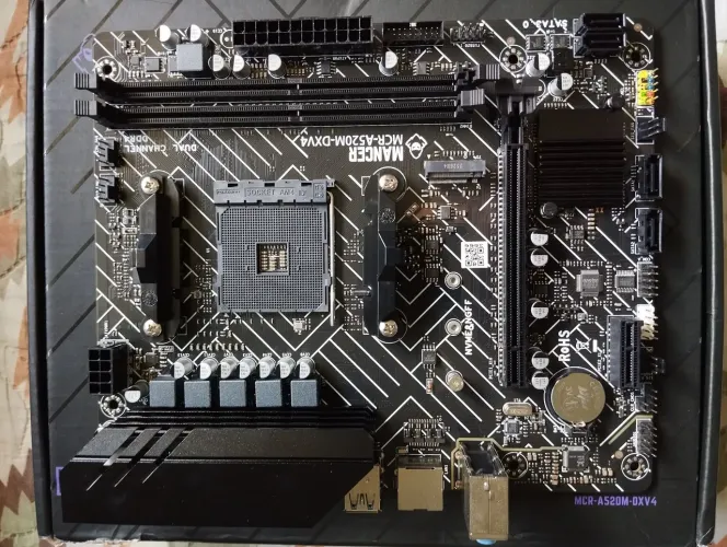 Placa mãe Mancer AMD A520M