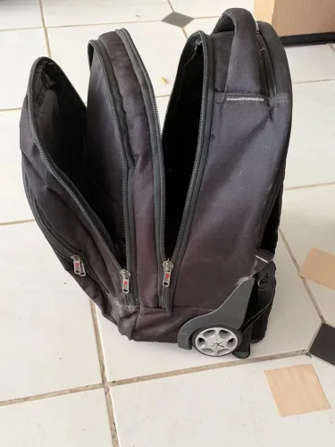 Mochila com rodinha para  viagem, 15 kl