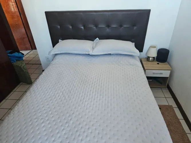 Vendo Cama de Casal