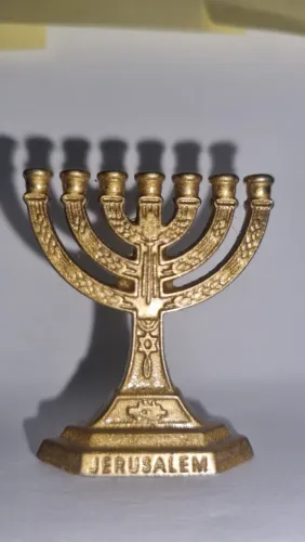 Candelabro original trazido de Israel