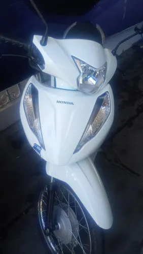 Biz 125 com partida 13.900