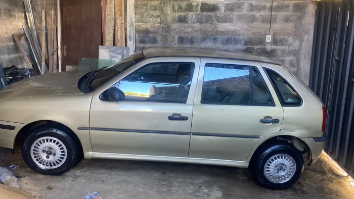 Volkswagen Gol Geração III Plus 1.0 MI 16V Gasolina Mec. 4P 2001