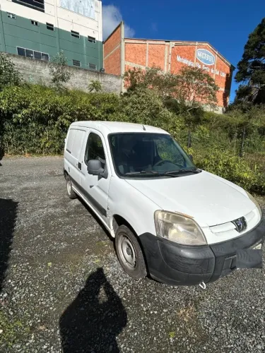 Peugeot Partner Van 1.6 Flex 16V 5P 2013