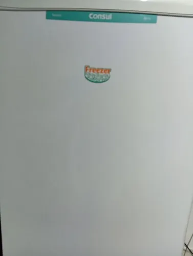 Freezer slim semi novo