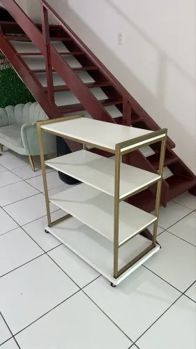 Carrinho para cantinho do café ou aparador