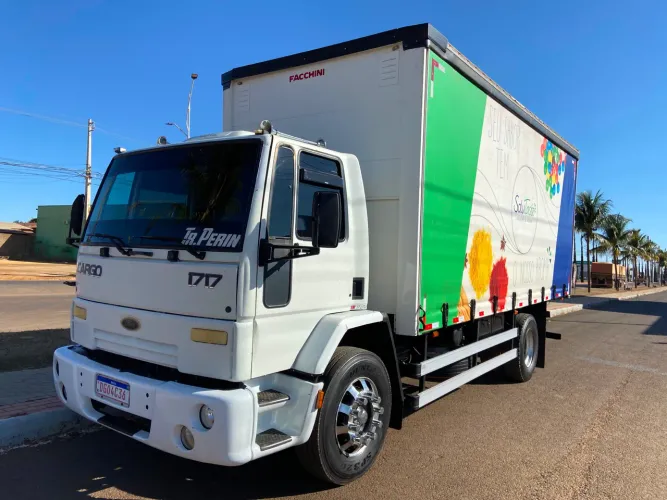 Ford cargo 17/17