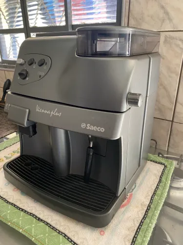 Máquina de café SAECO