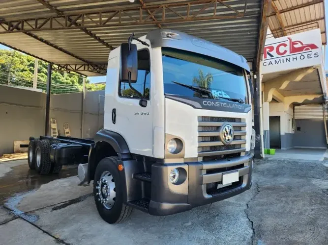 VW 24.280 CRM 6X2 CONSTELLATION SEMI LEITO CHASSI | 2018/20