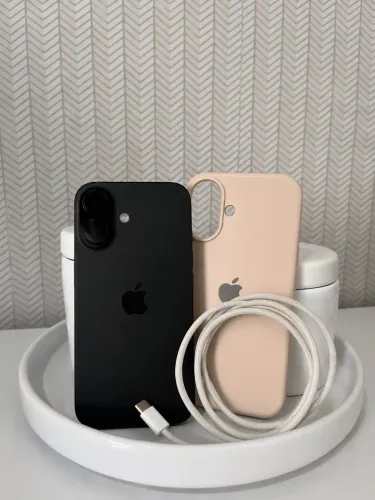 iPhone 16 128gb