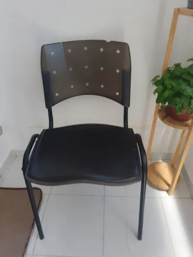 Vendo cadeira de escritório