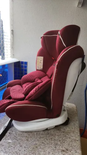 Cadeirinha 360° graus, inclinável e removível Fisher Price novíssima