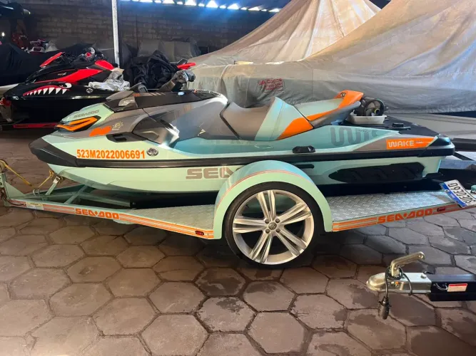Jetski Seadoo wake pro 230 2022