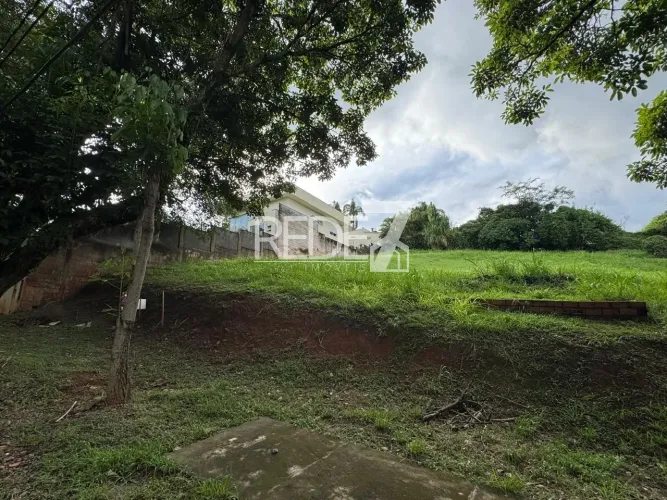 Terreno em Condomínio de Luxo em Campinas-SP, 600m², Loteamento Caminhos de São Conrado
