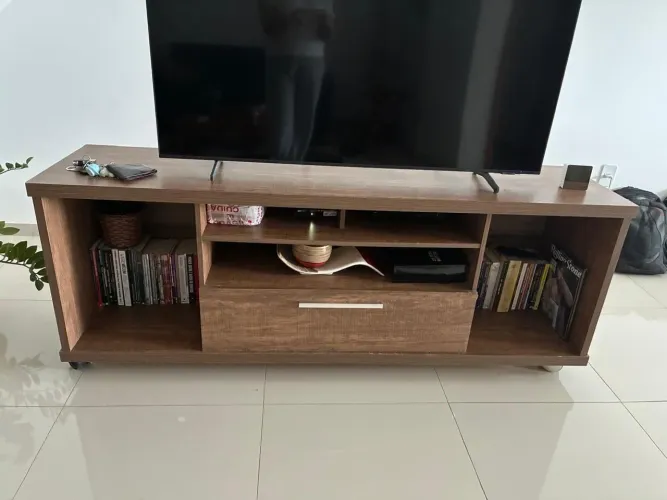 Vende-se mesa e hack