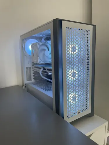 Gabinete Corsair 4000D Airflow, Mid Tower, Lateral de Vidro, Com 2 Fans, Branco - SemiNovo