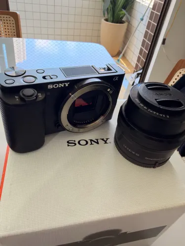CÂMERA Sony ZV-E10 AP2 (ZVE10) E-Mount