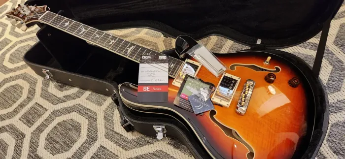 Guitarra PRS SE Hollowbody II Tri-Color Sunburst Com Hardcase e Tags