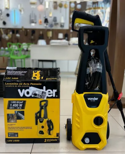 Lavadora de Alta Pressão VONDER LAV 1600!! LACRADA com Nota Fiscal!!