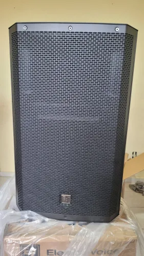 Vendo par de caixas ativas zlx15p G2 ainda na garantia