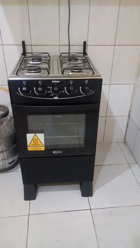 FOGÃO 4 BOCAS SEMI-NOVO PRETO 450,00