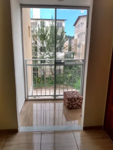 Apartamento de dois quartos no Parque Carioca R$1200